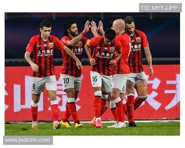 上海上港迎战恒丰期待精彩对决双方球员状态回暖争夺胜利荣耀